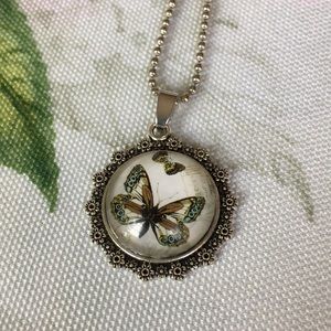 Butterfly Glass Cabashon Necklace 20” NWT